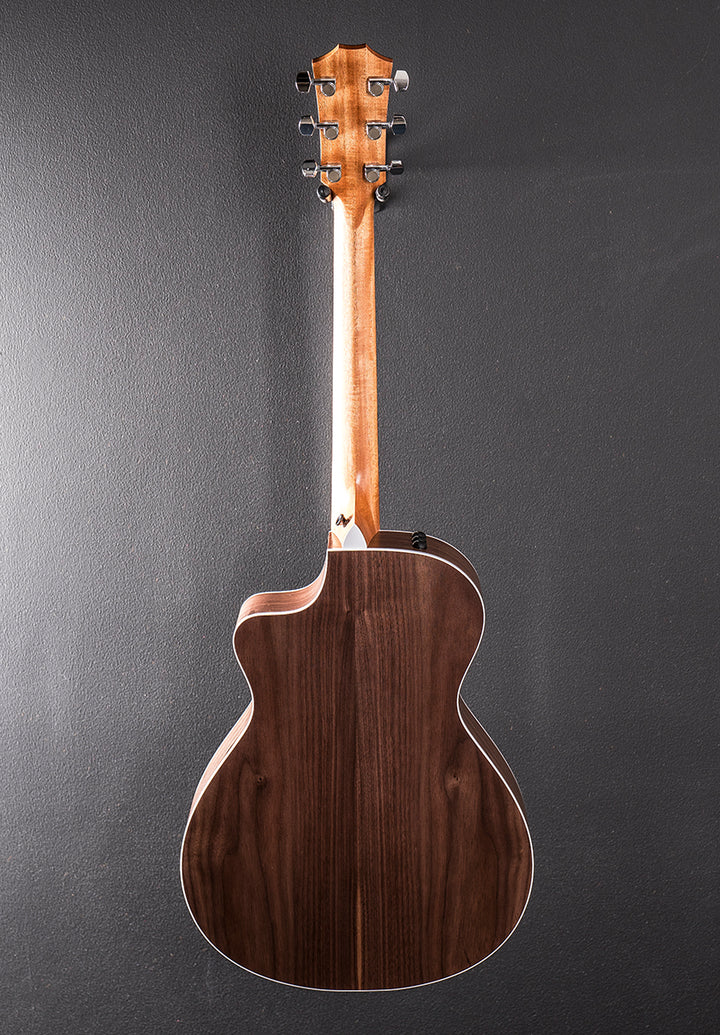 Used 212CE Walnut &
