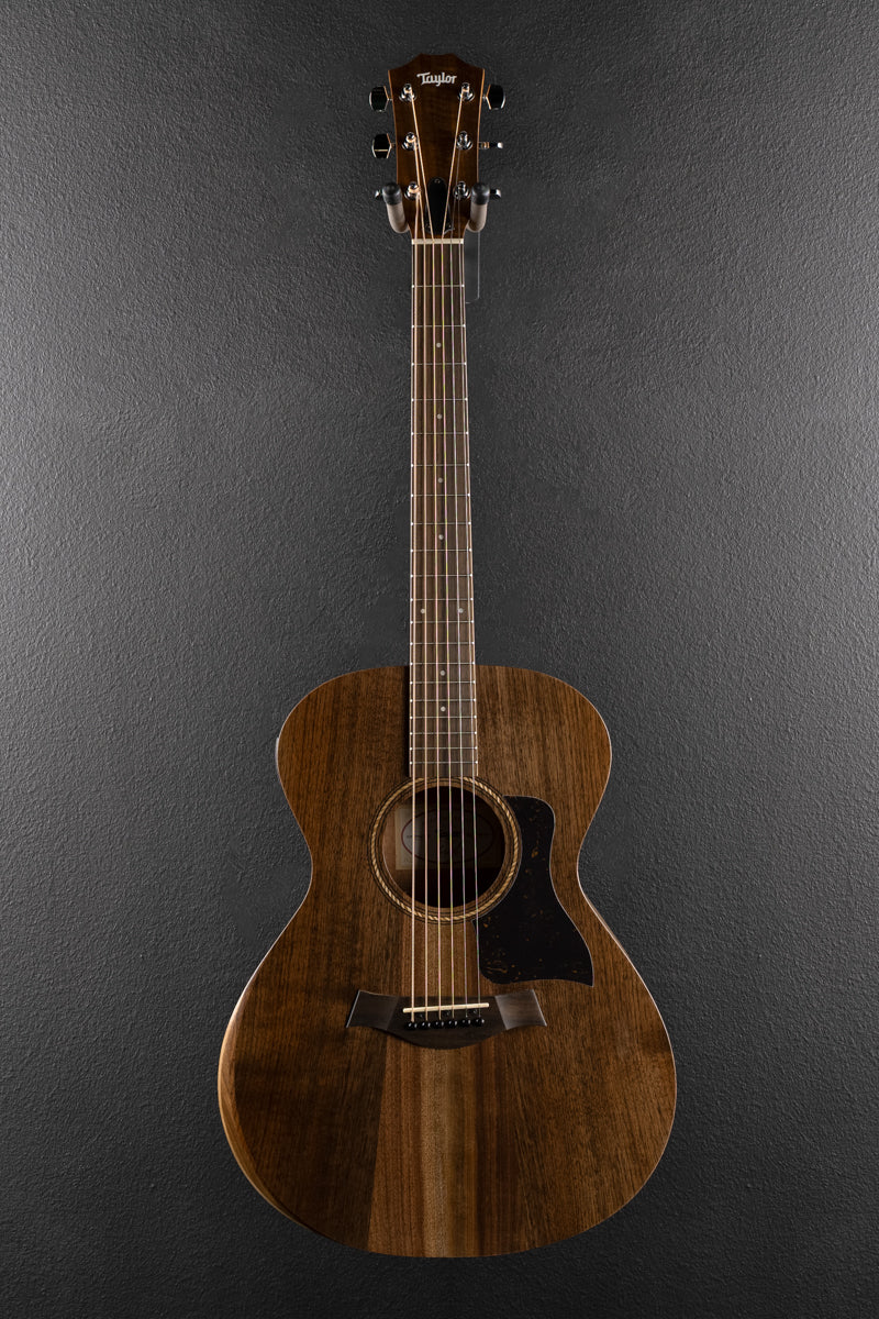 Used Academy 22E &