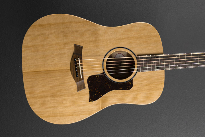 Used Big Baby Taylor (BBT) &
