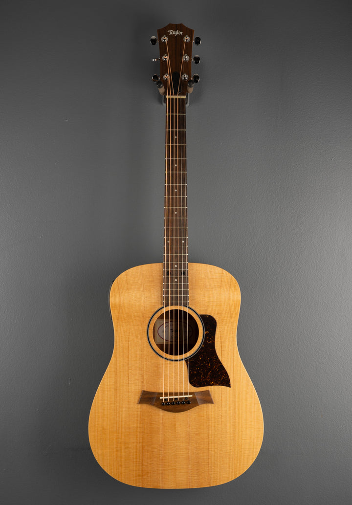 Used Big Baby Taylor (BBTe) &