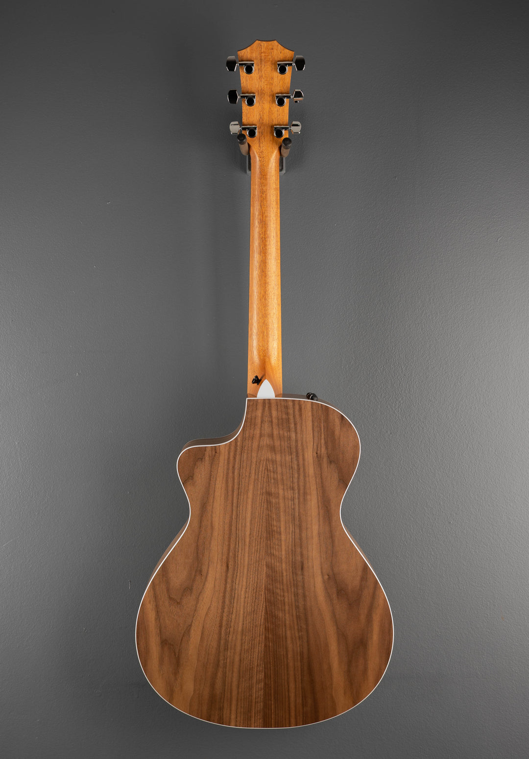 USED 212CE Walnut &