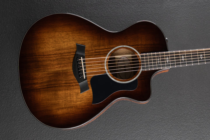 Used 222CE-K DLX &