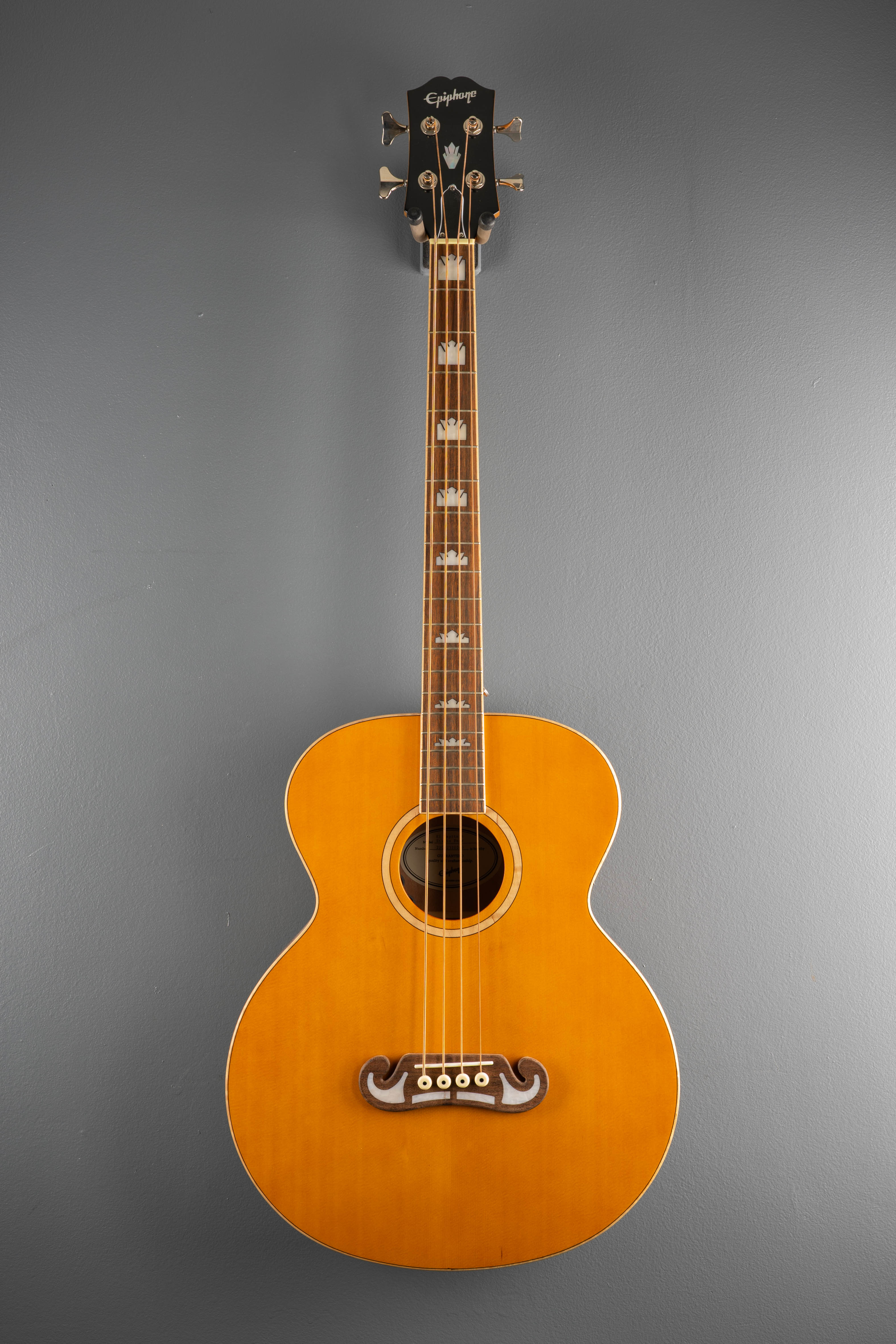 El Capitan J-200 Studio Bass - Aged Vintage Natural – Dave's