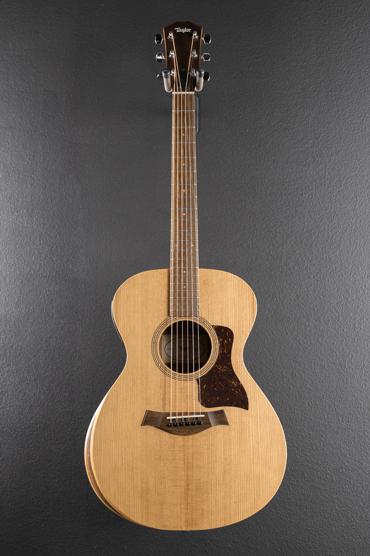 Used Academy 12E &
