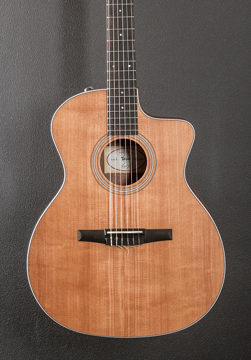 214CE-N Walnut '25