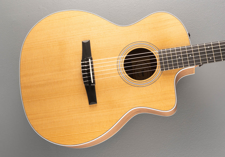 214CE-N Walnut '25