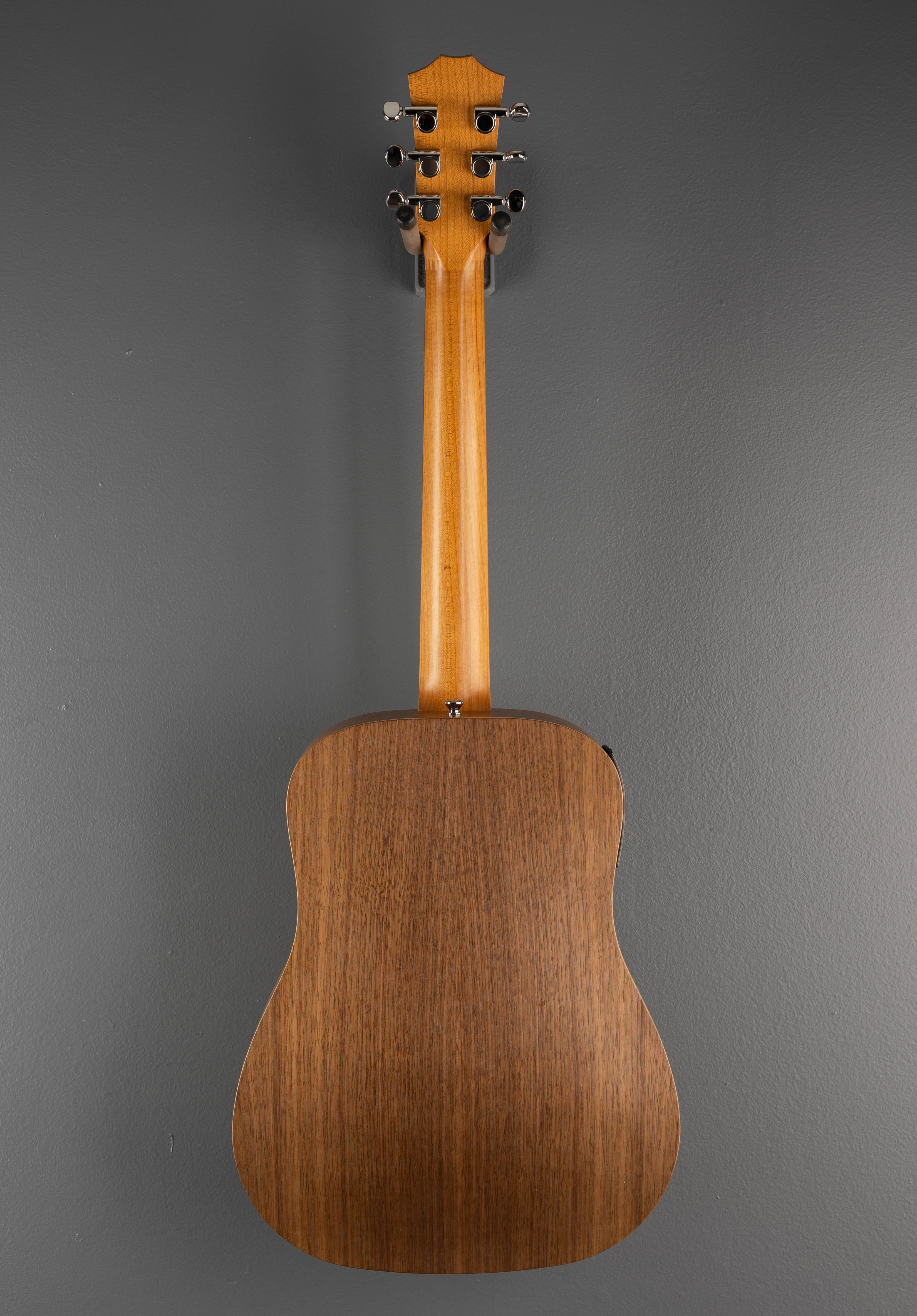 USED Baby Taylor (BT1E) '24 – Dave's Guitar Shop