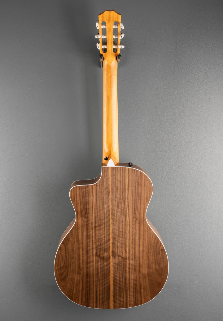 USED 214CE-N Walnut &