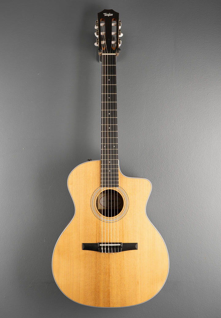 USED 214CE-N Walnut &
