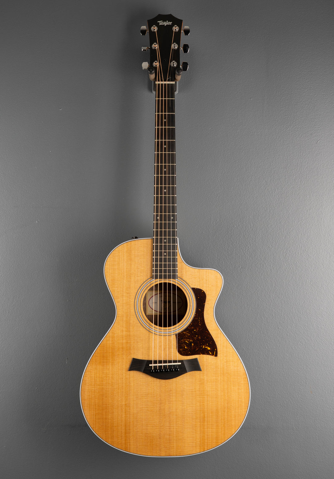 USED 212CE Walnut &