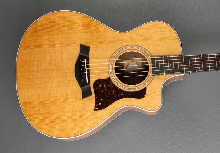 USED 212CE Walnut &