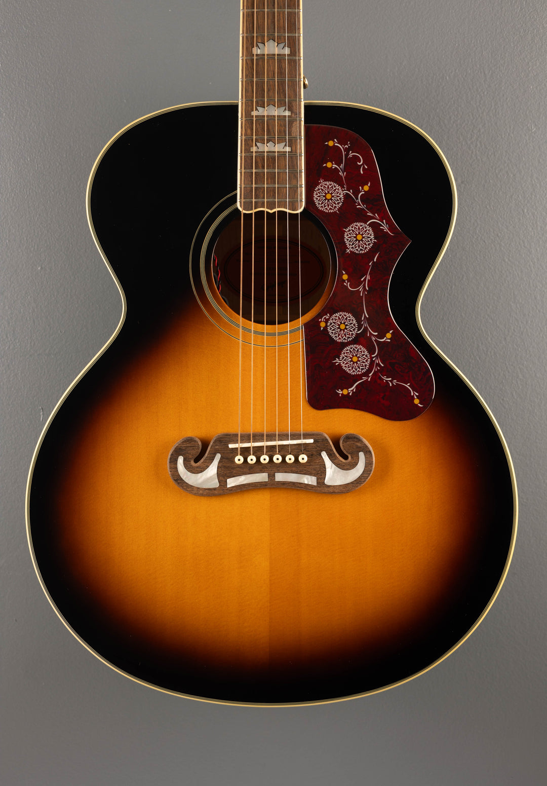 "Inspired by Gibson" J-200 - Aged Vintage Sunburst Gloss