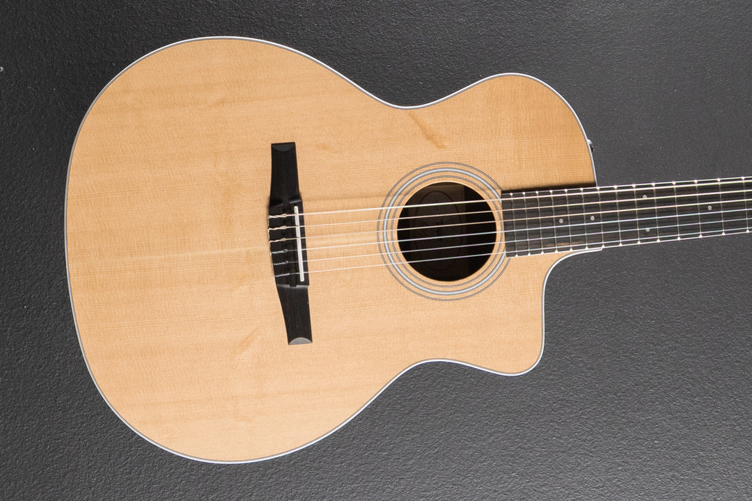 Used 214CE-N Walnut &