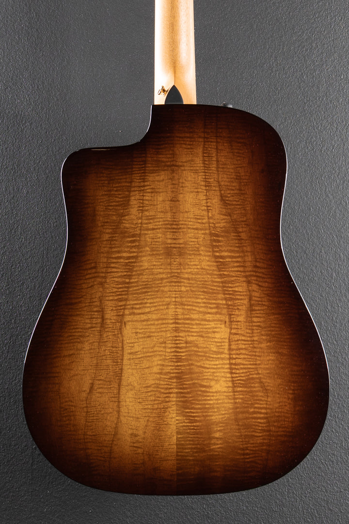 Used 260CE-K DLX 12 String Doce Doble &