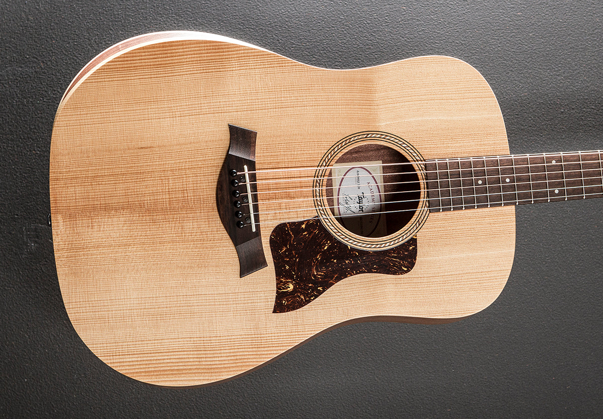 Taylor 10e acoustic guitar hotsell