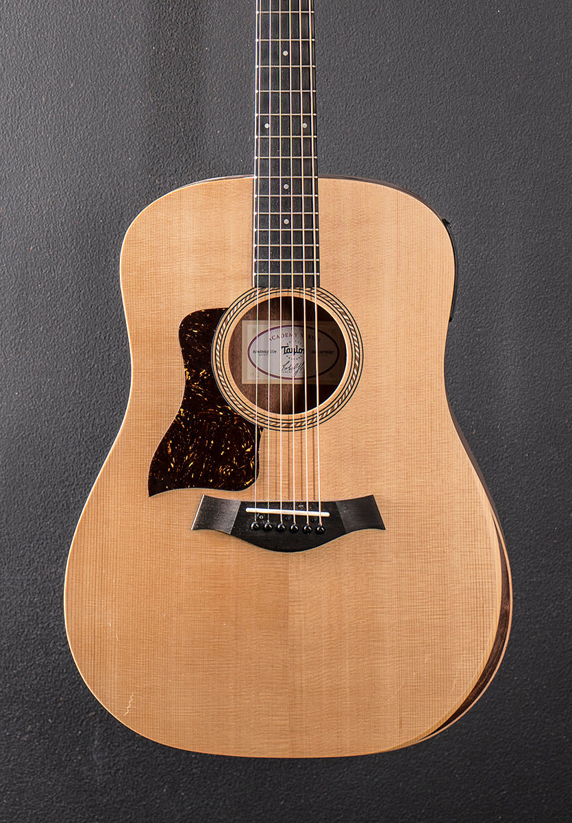 Used Academy 10E Left Hand &
