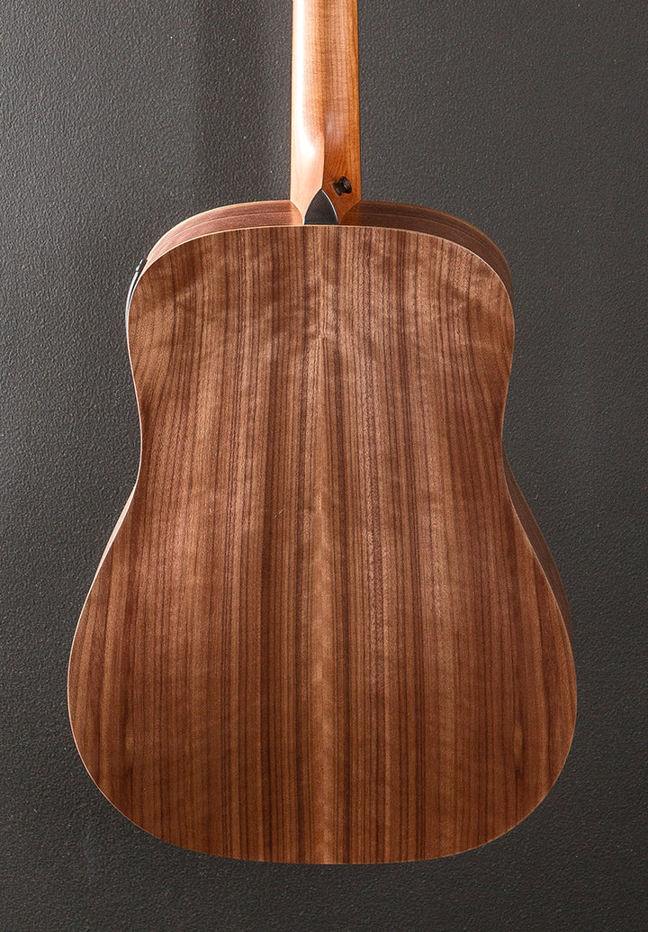 Academy 10E Left Hand