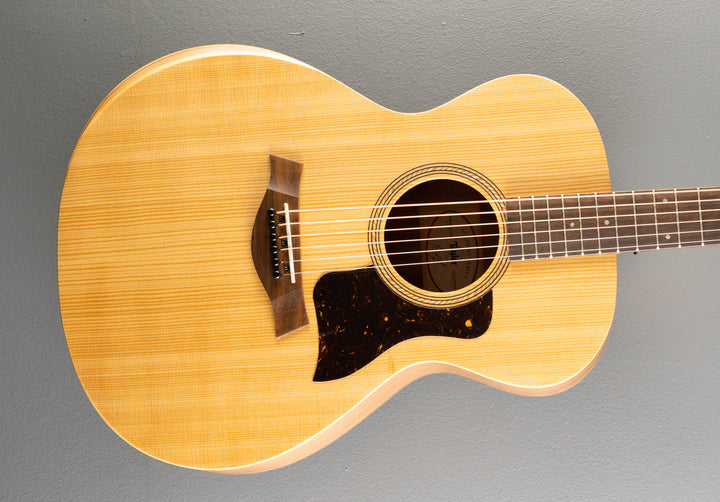 USED Academy 12E &
