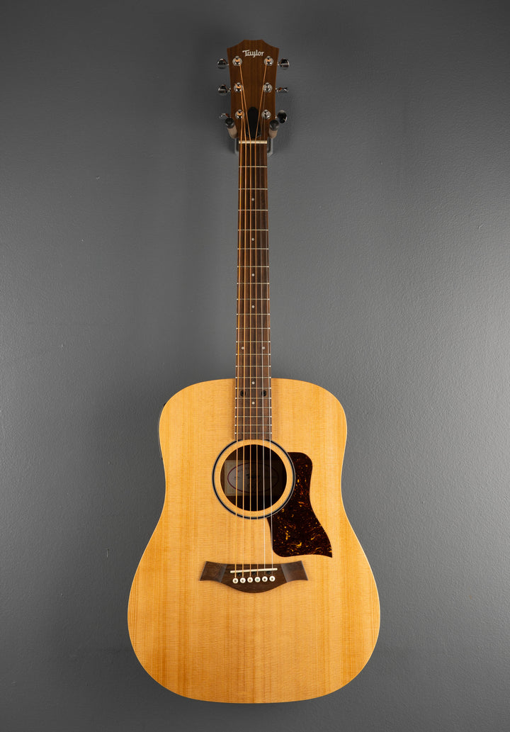 Used Big Baby Taylor (BBTe) &