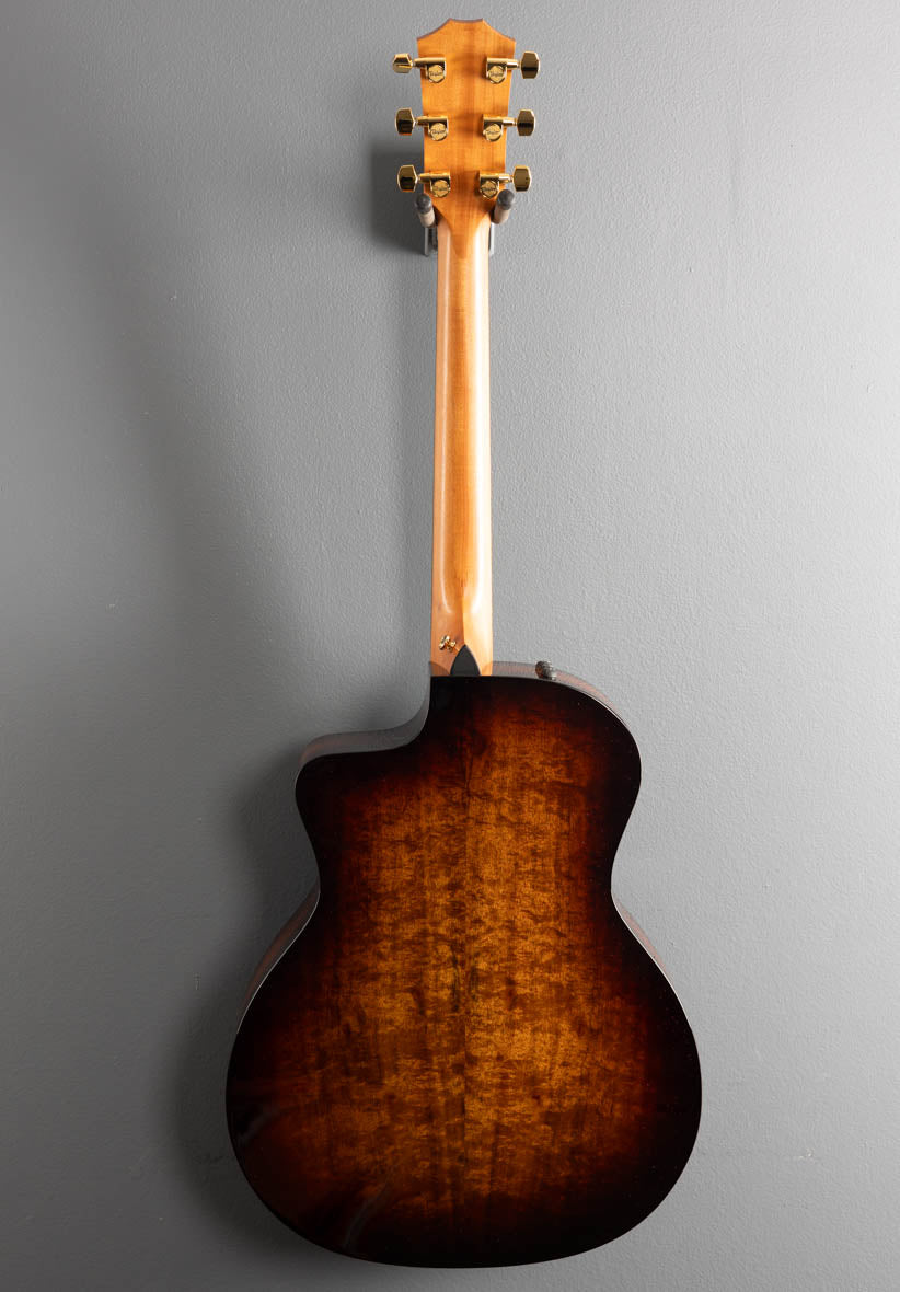 224ce-K DLX – Dave's Guitar Shop