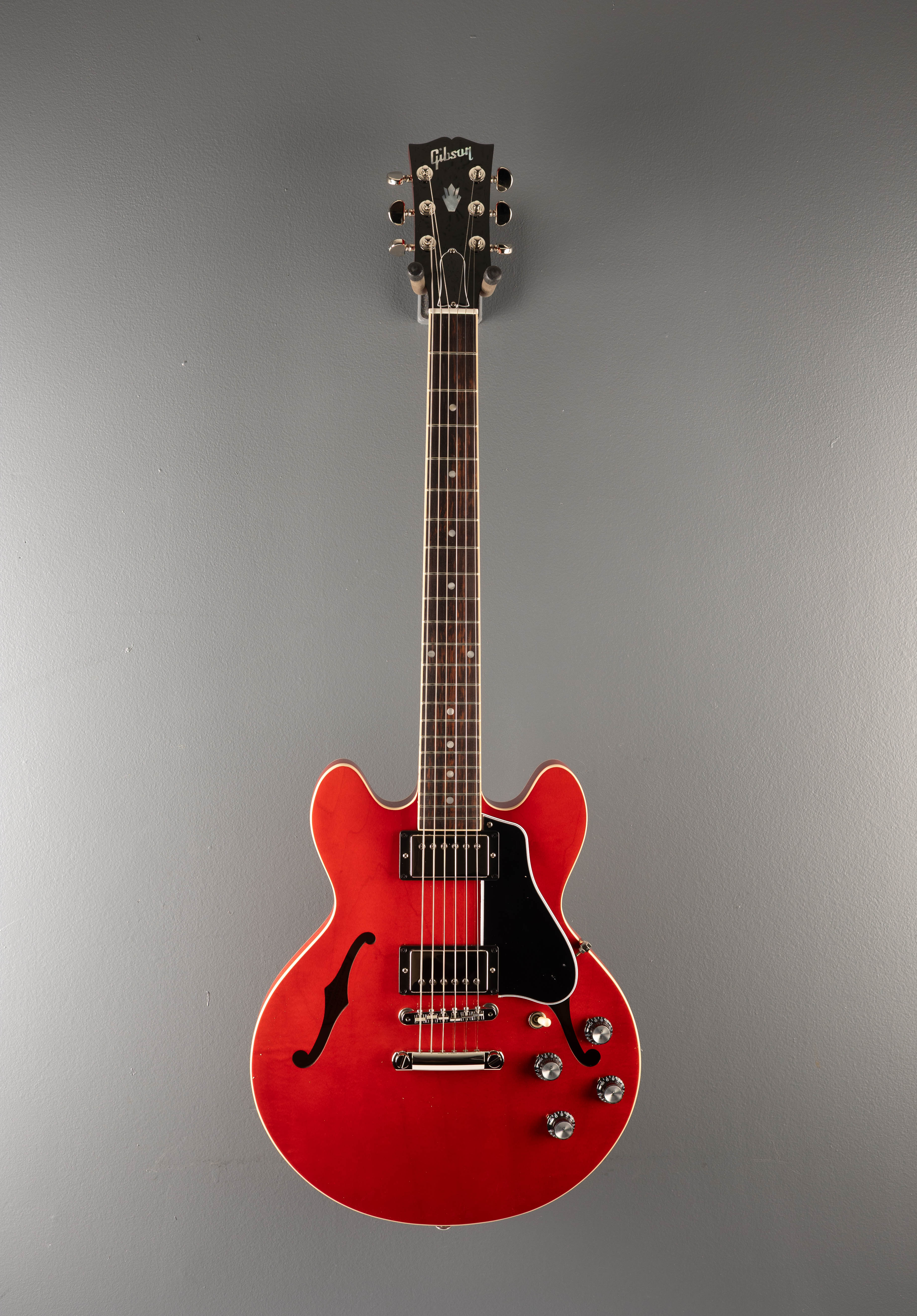 ES-339 - Cherry – Dave's Guitar Shop