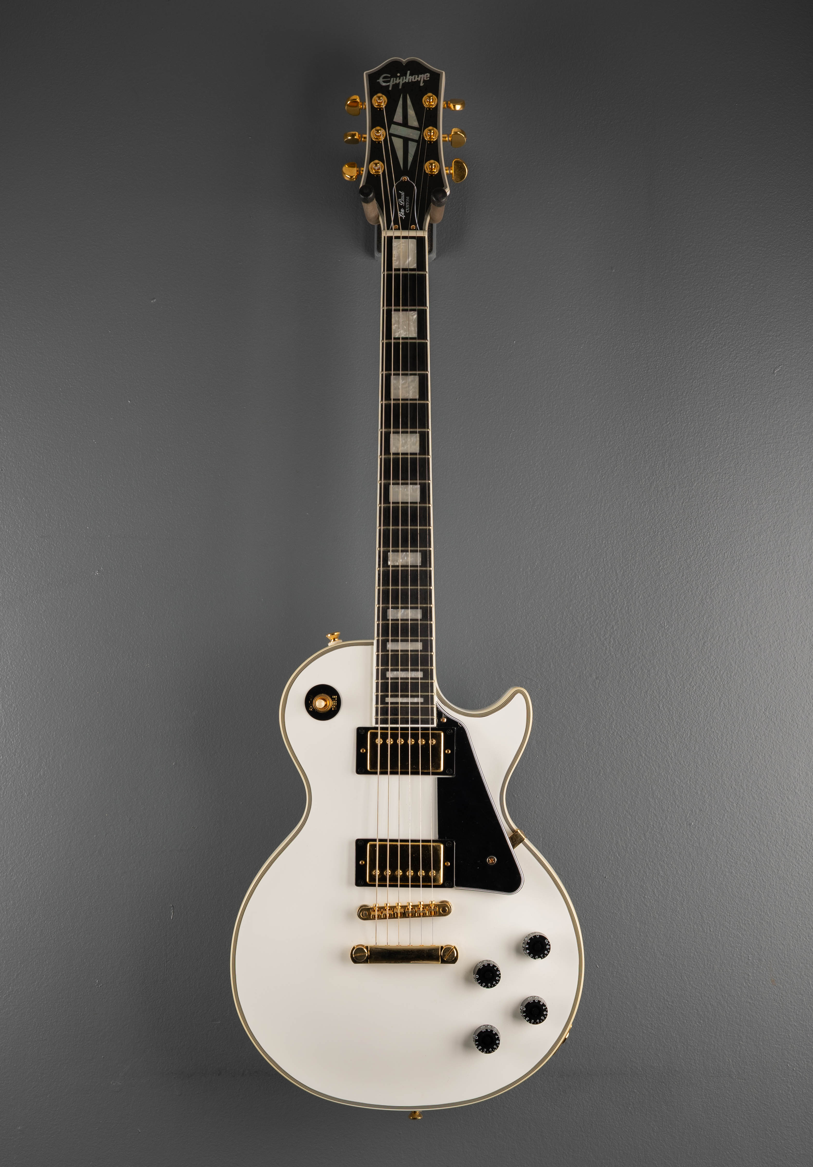 Les Paul Custom - Alpine White – Dave's Guitar Shop