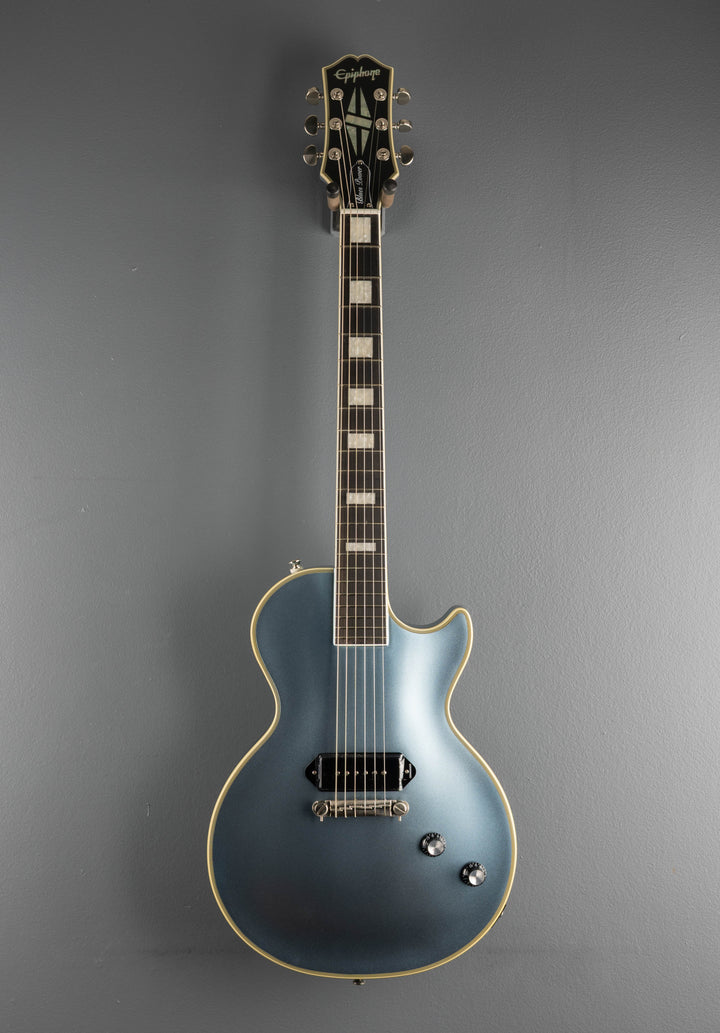 Jared James Nichols "Blues Power" Les Paul Custom - Aged Pelham Blue