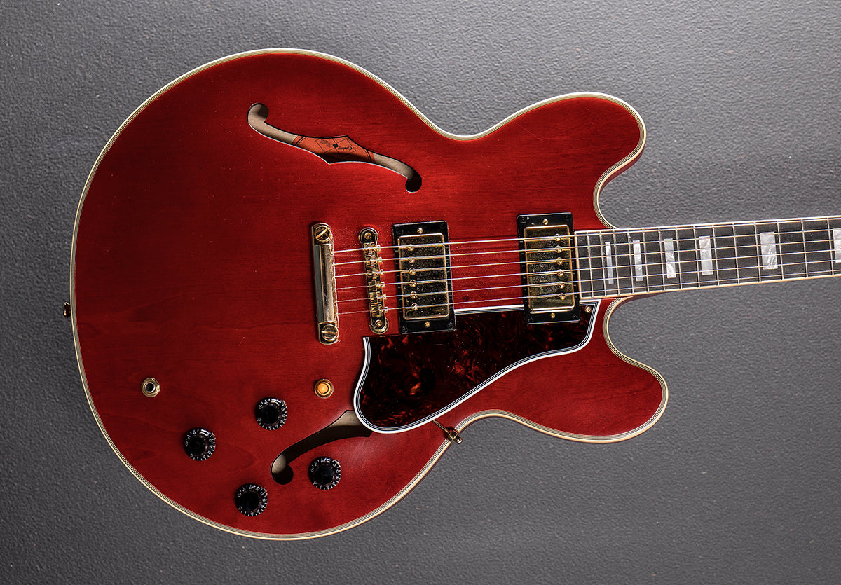 Inspired by Gibson Custom