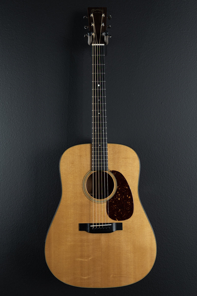 D-18 &
