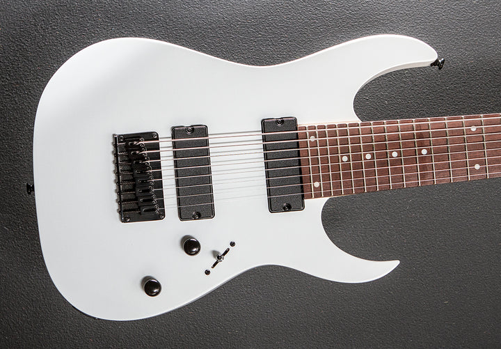 RG8 – White