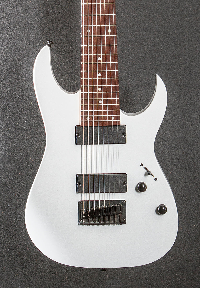 RG8 – White
