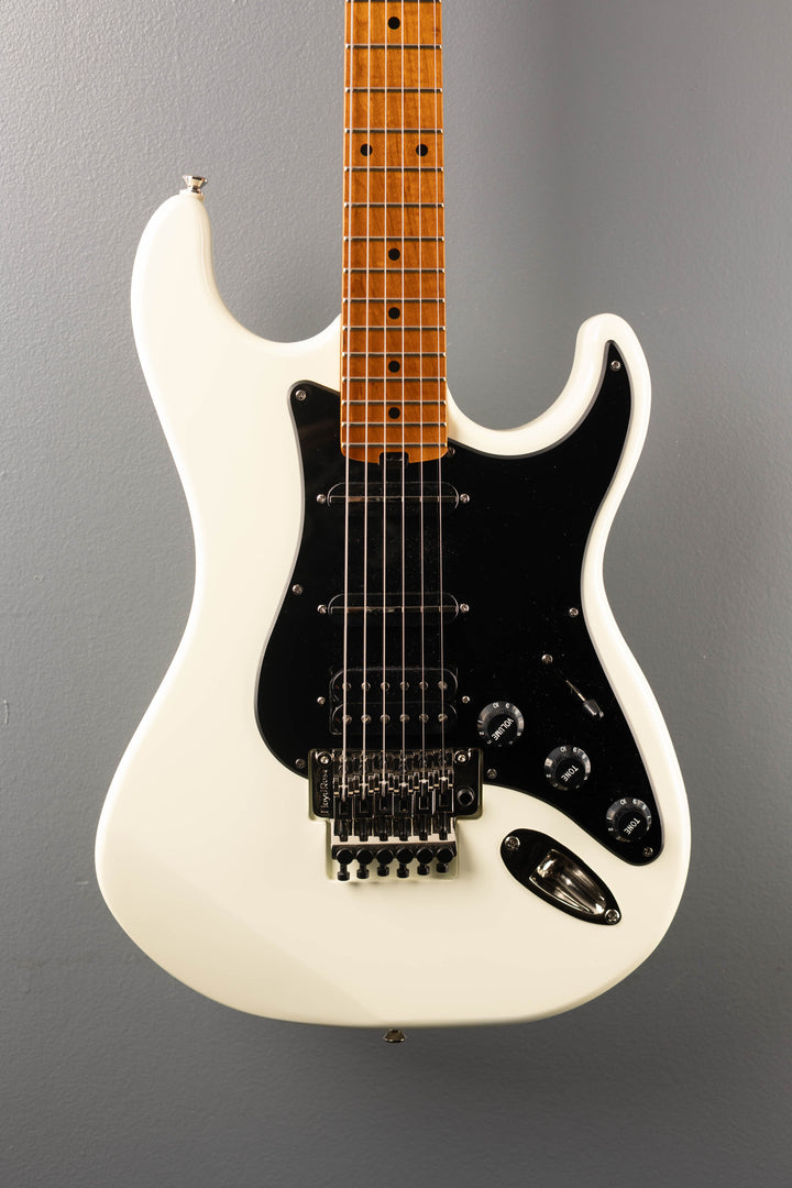 Pacer Deluxe - Classic White