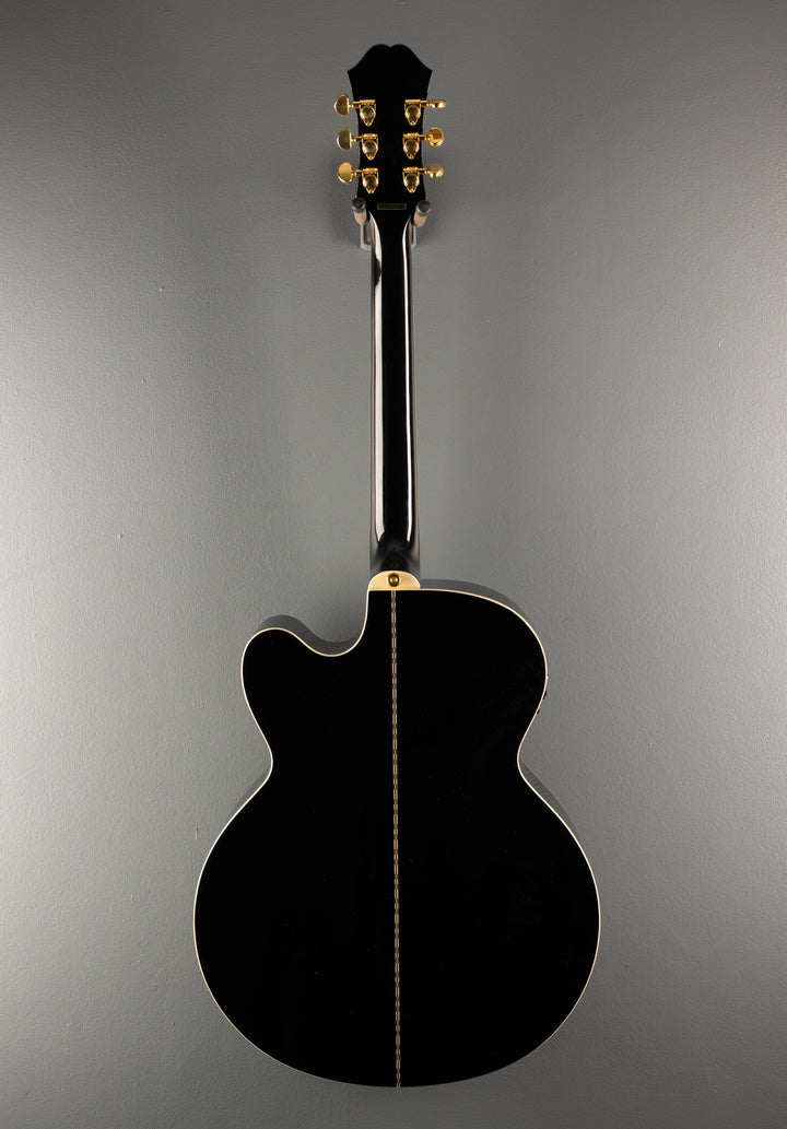 J-200 EC Studio - Black