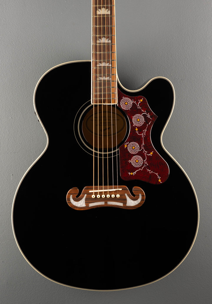 J-200 EC Studio - Black