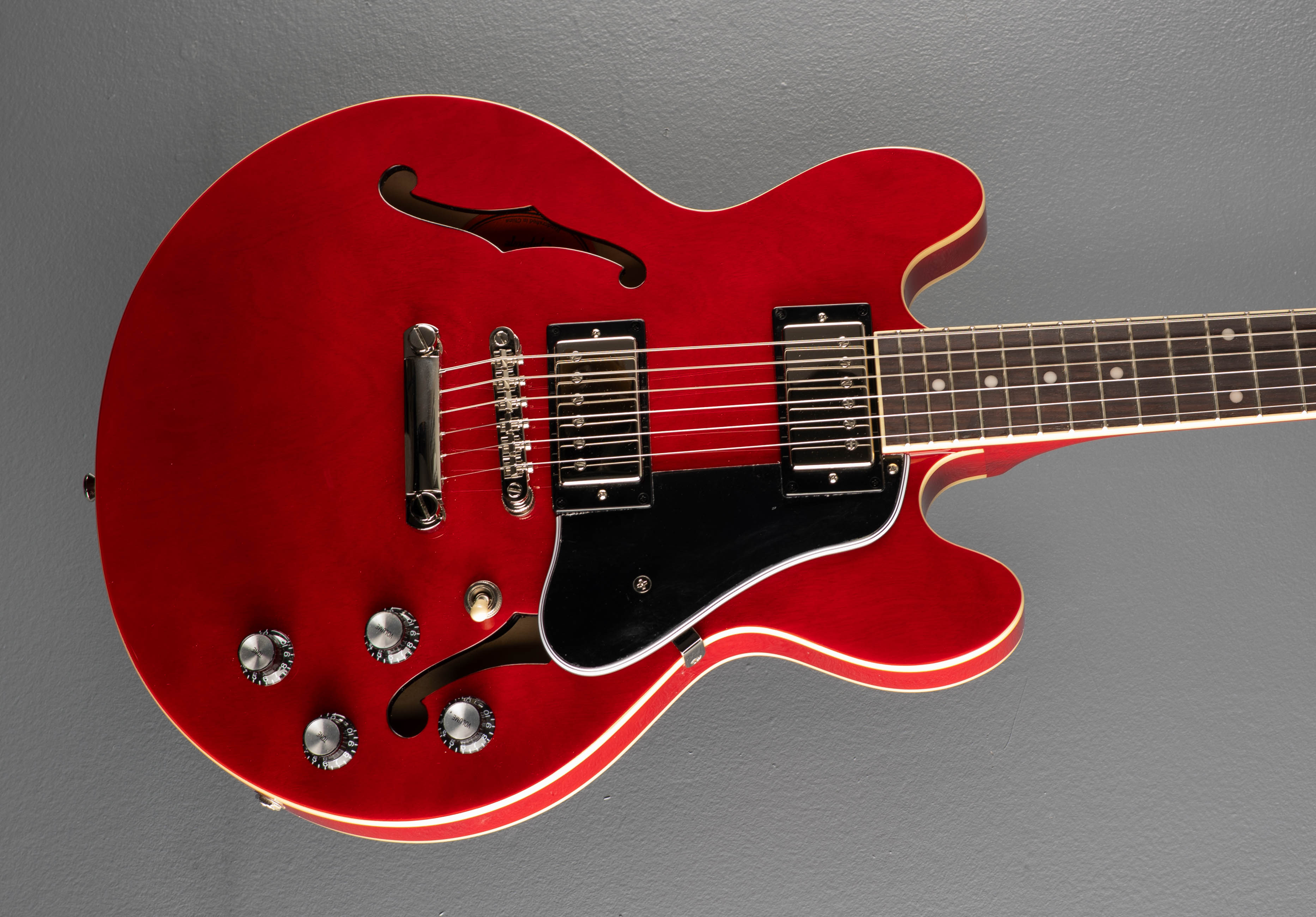 ES-339 - Cherry – Dave's Guitar Shop