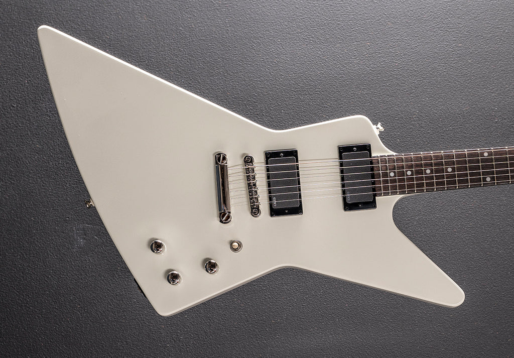 Explorer 80's EMG - Classic White – Dave's Guitar Shop