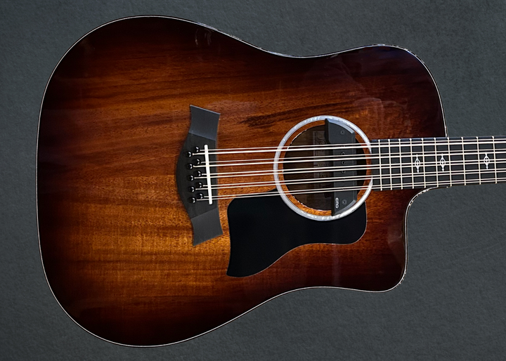 Used 260ce-K DLX Bajo Quinto, &