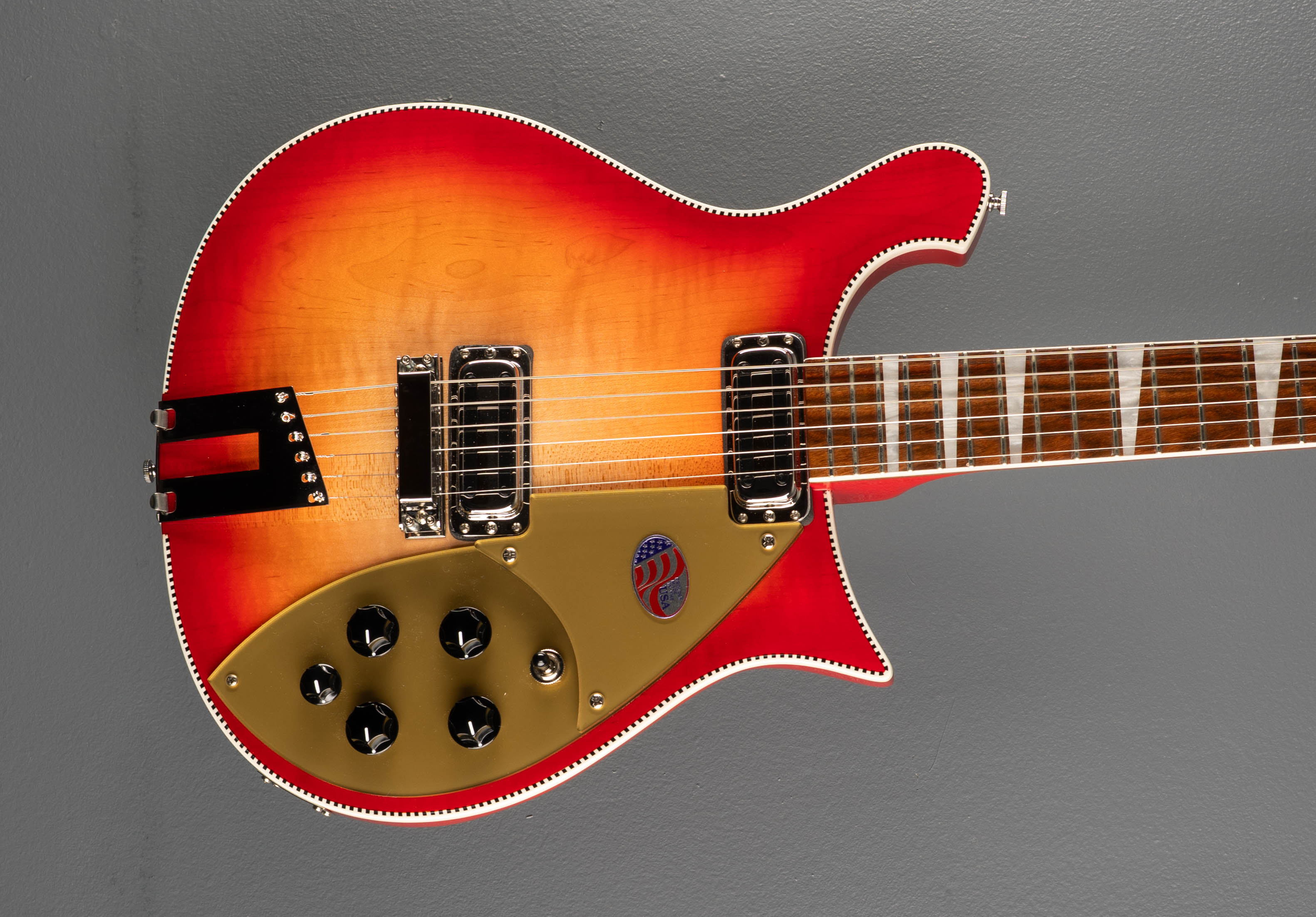 660 - Fireglo – Dave's Guitar Shop