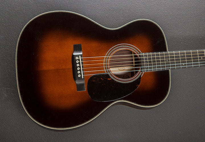 000-28EC Eric Clapton Sunburst