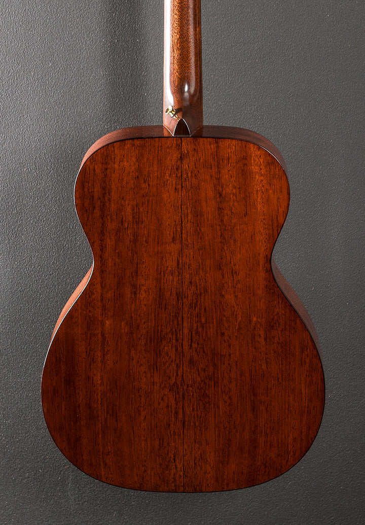 000-18E Modern Deluxe '23