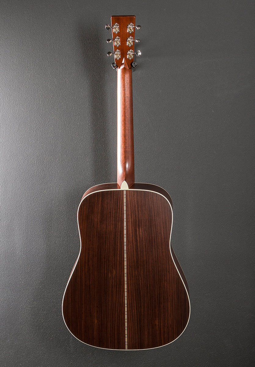 D-28 - Satin Natural