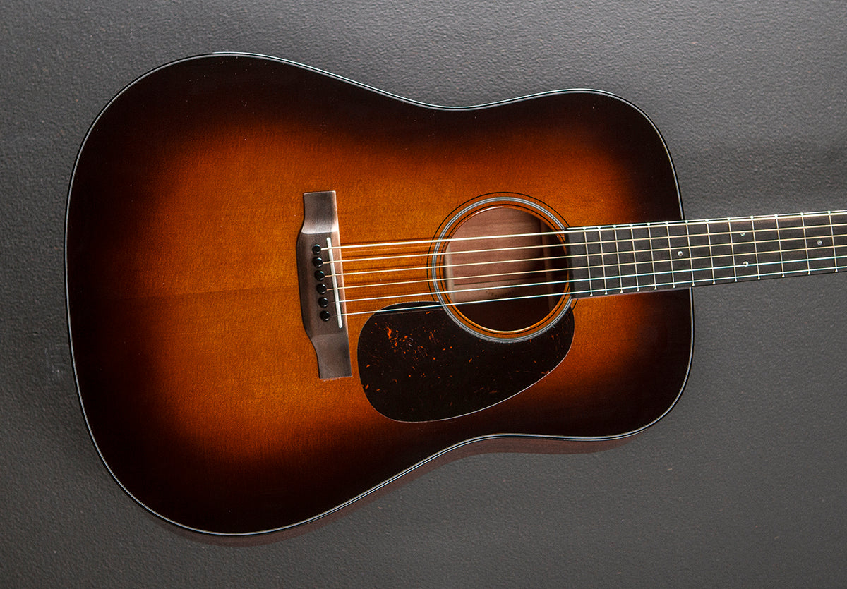D-18 Sunburst – Dave's Guitar Shop