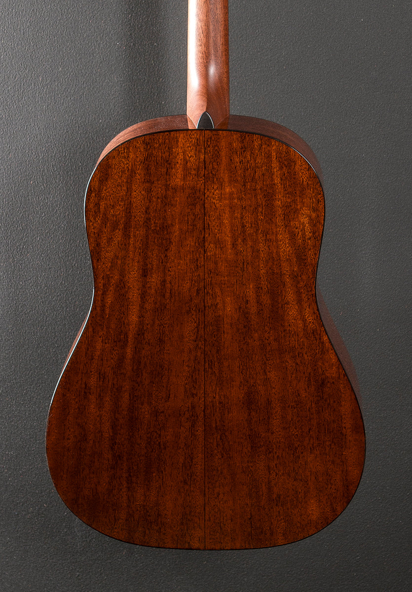 Custom Slope Shoulder D