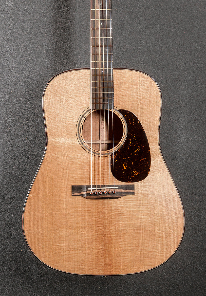 D-18E Modern Deluxe