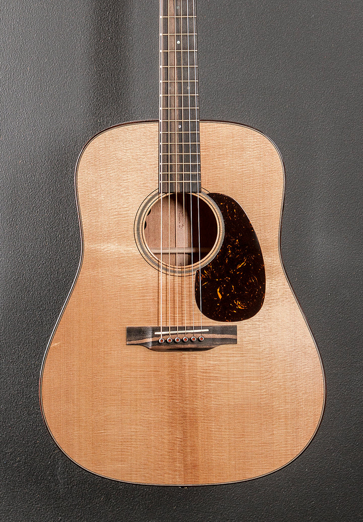 D-18E Modern Deluxe