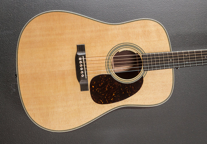 New for 2025 HD-28E w/LR Baggs Anthem - Gloss Natural
