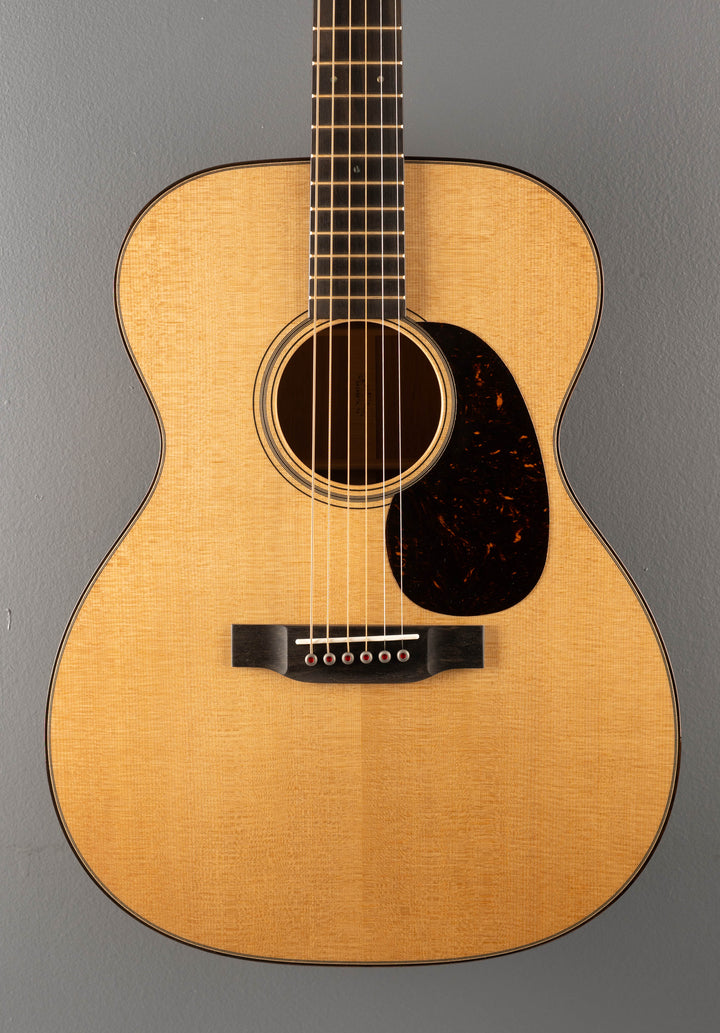 000-18 Modern Deluxe