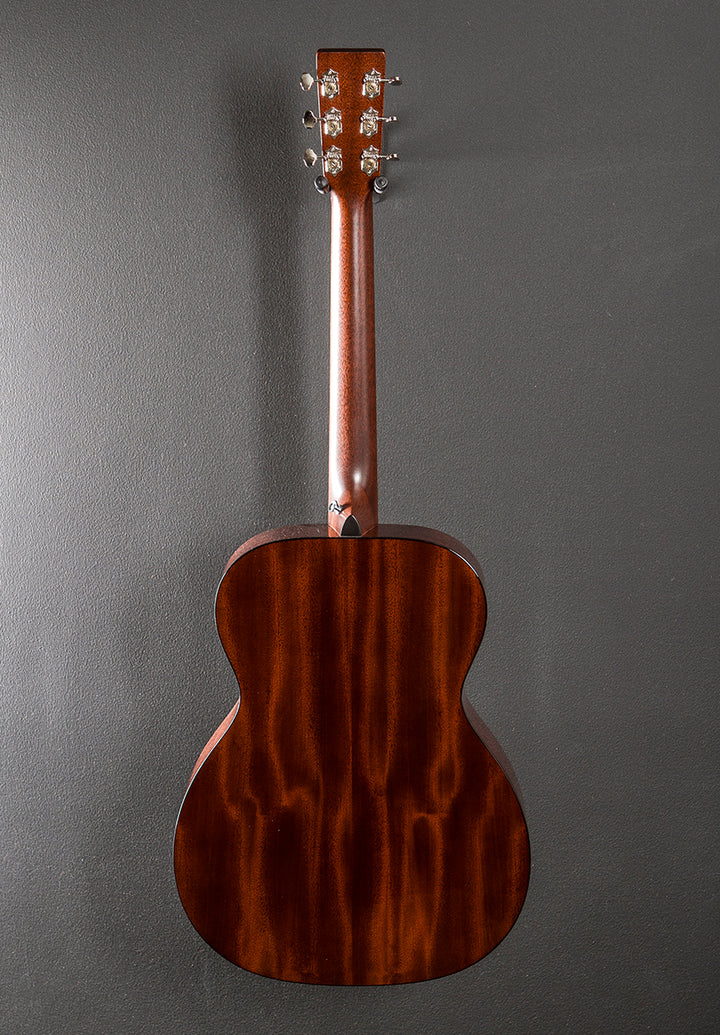 New for 2025 000E Retro Plus Mahogany