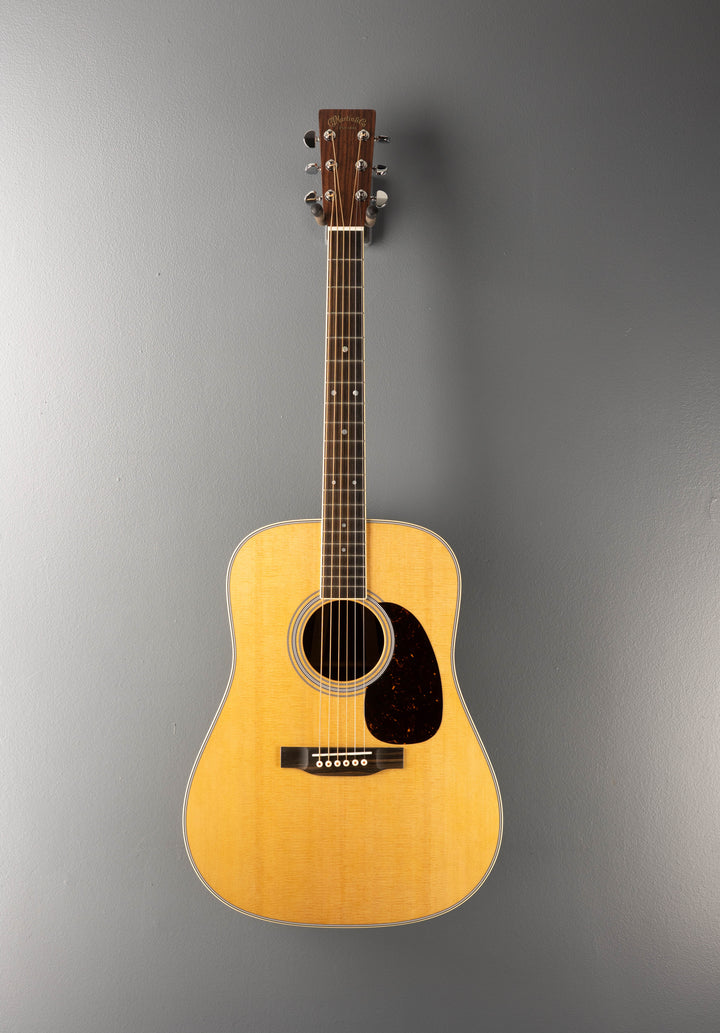 New For 2025 D-35 - Gloss Natural