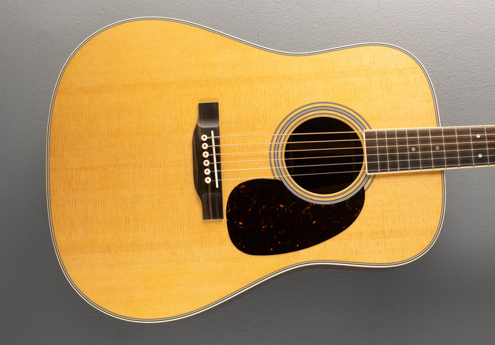 New For 2025 D-35 - Gloss Natural